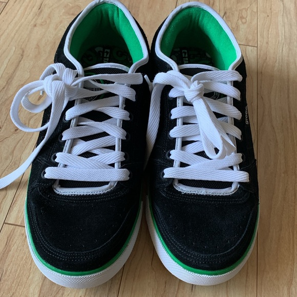 Globe Taj Burrow Black and Green Skate Sneakers - Picture 2 of 13